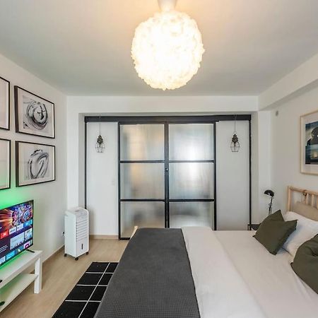 Superb 3 Bedroom & 3 Bathroom Duplex In Brussels City Centre Eksteriør billede