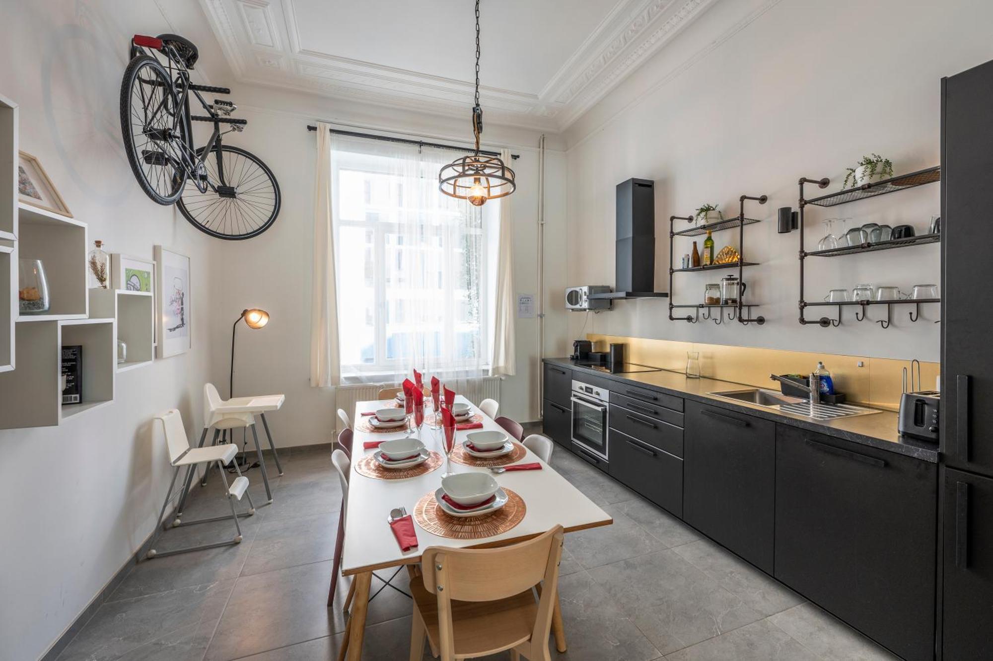 Superb 3 Bedroom & 3 Bathroom Duplex In Brussels City Centre Eksteriør billede